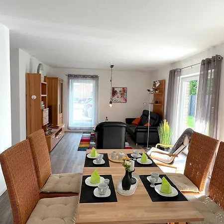 Calypso Ebenerdig Terrasse Einbauküche Neubau 84 Qm Free Wifi 2 Schlafzimmer Bis 4 Personen * Papenburg